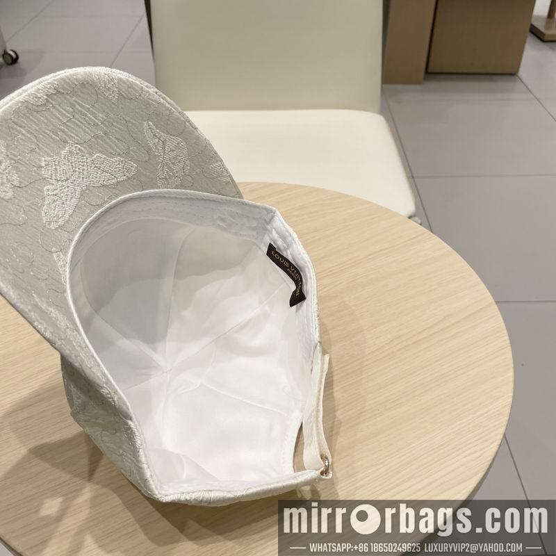 Replica LV Hat 041402