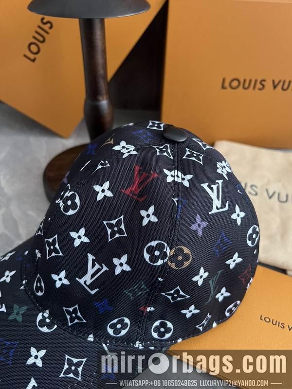 Replica LV Hat dx130