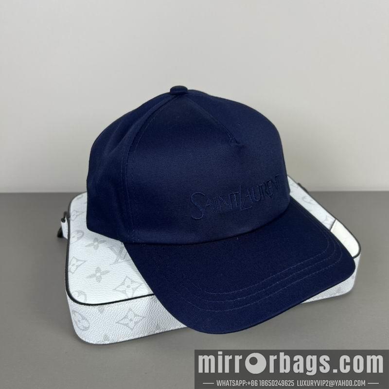 Replica YSL Hat dx37