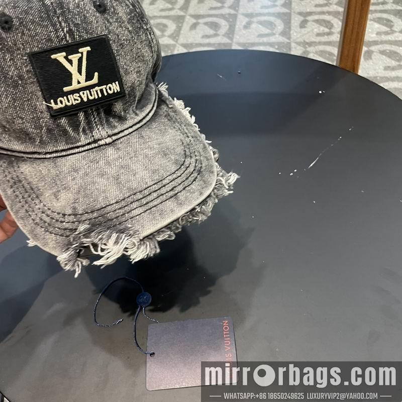 Replica LV Hat 042811