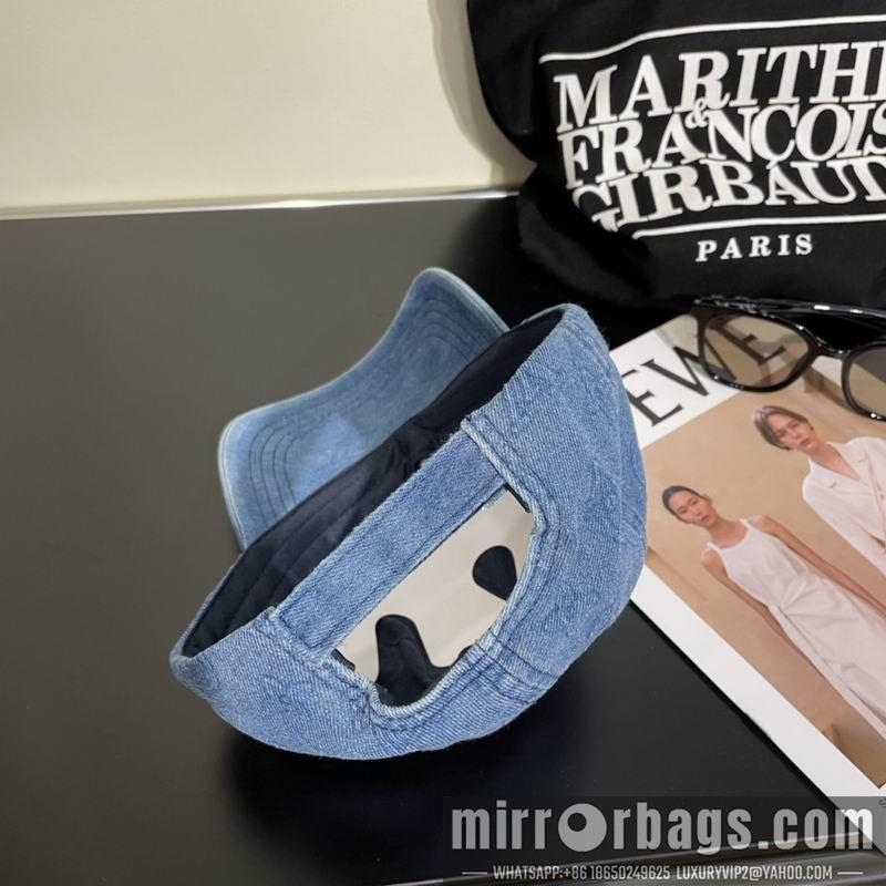 Replica LV Hat 042602