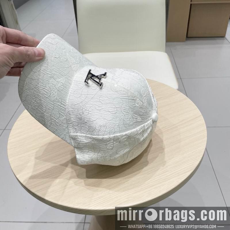 Replica LV Hat 041402