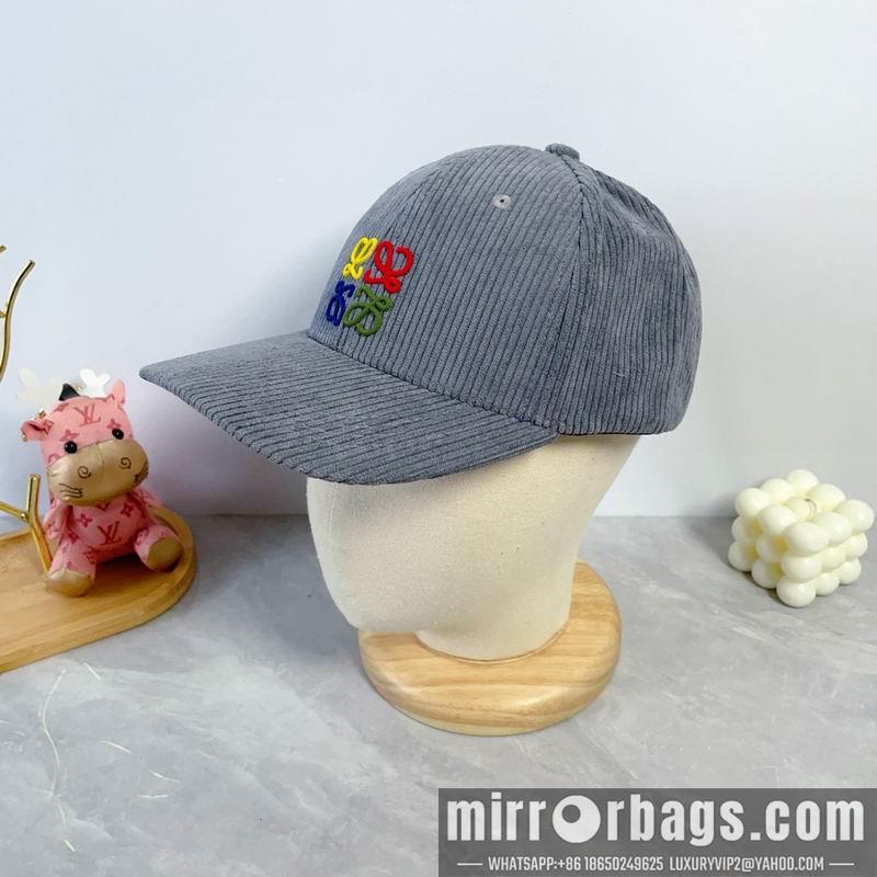 Replica Loewe Hat dx15
