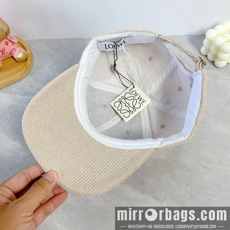 Replica Loewe Hat dx15
