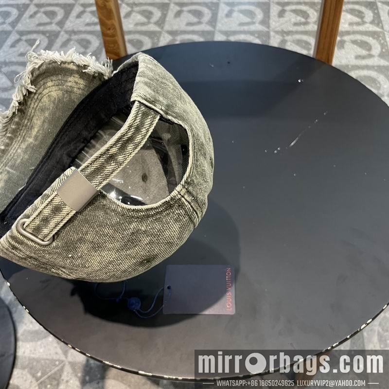 Replica LV Hat 042811