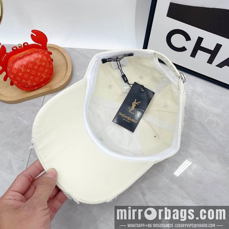 Replica YSL Hat dx32