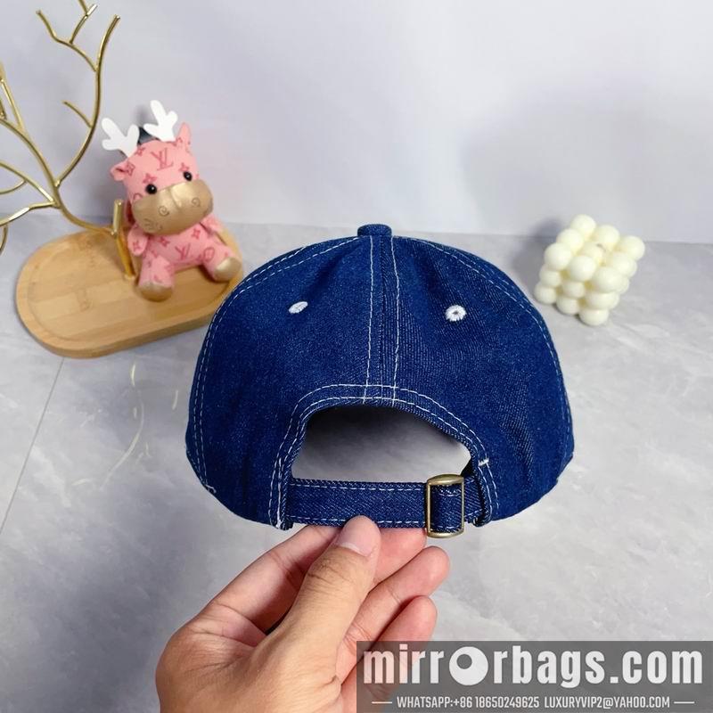 Replica Canada Goose Hat dx01