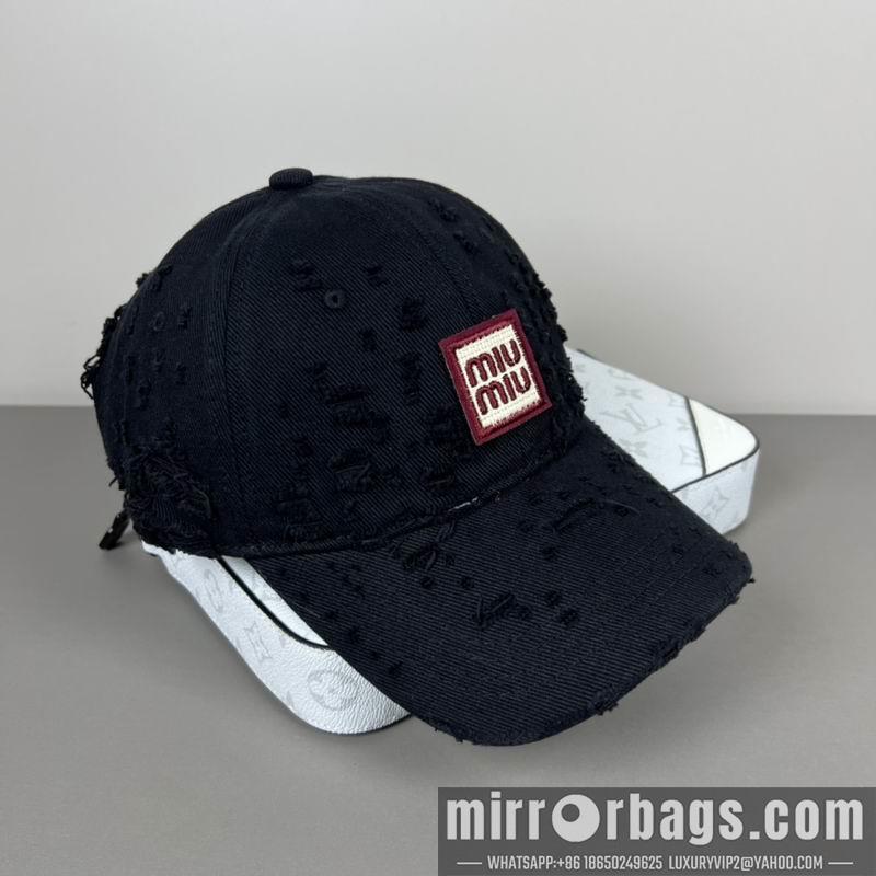 Replica Miumiu Hat dx17