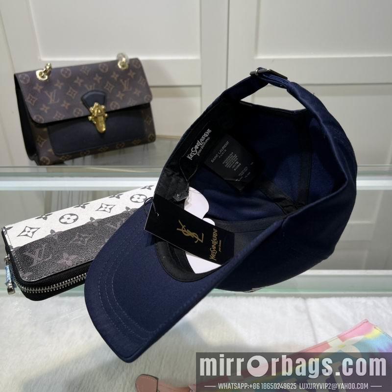Replica YSL Hat dx15