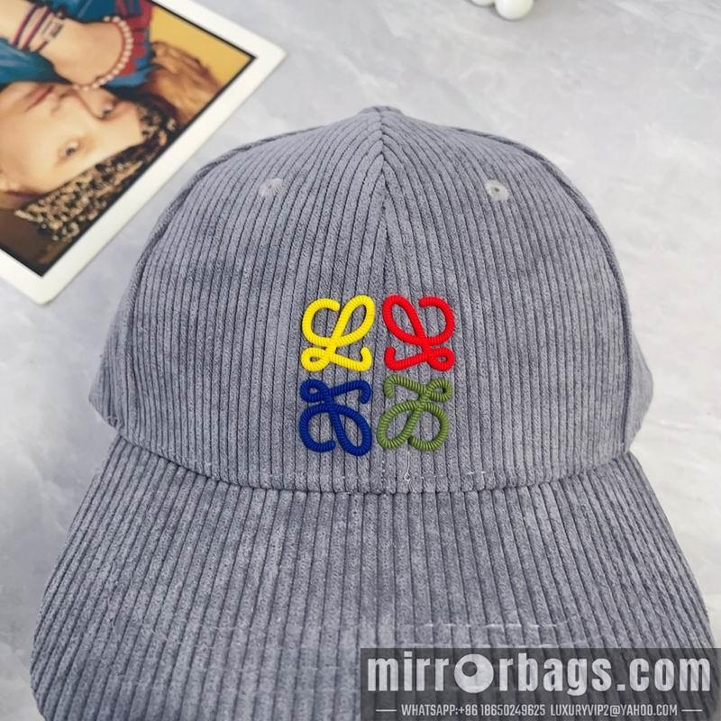 Replica Loewe Hat dx15
