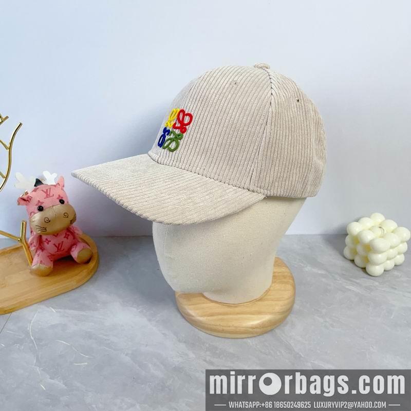 Replica Loewe Hat dx15