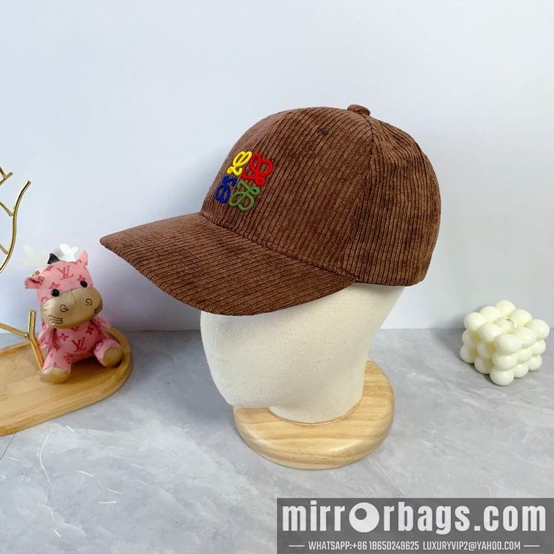 Replica Loewe Hat dx15