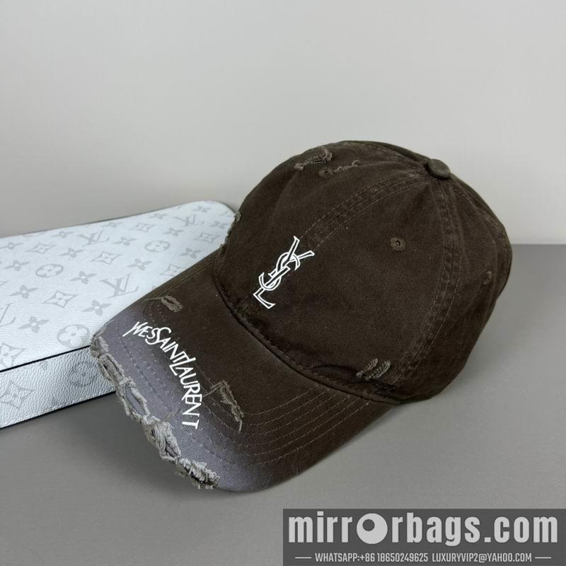 Replica YSL Hat dx34