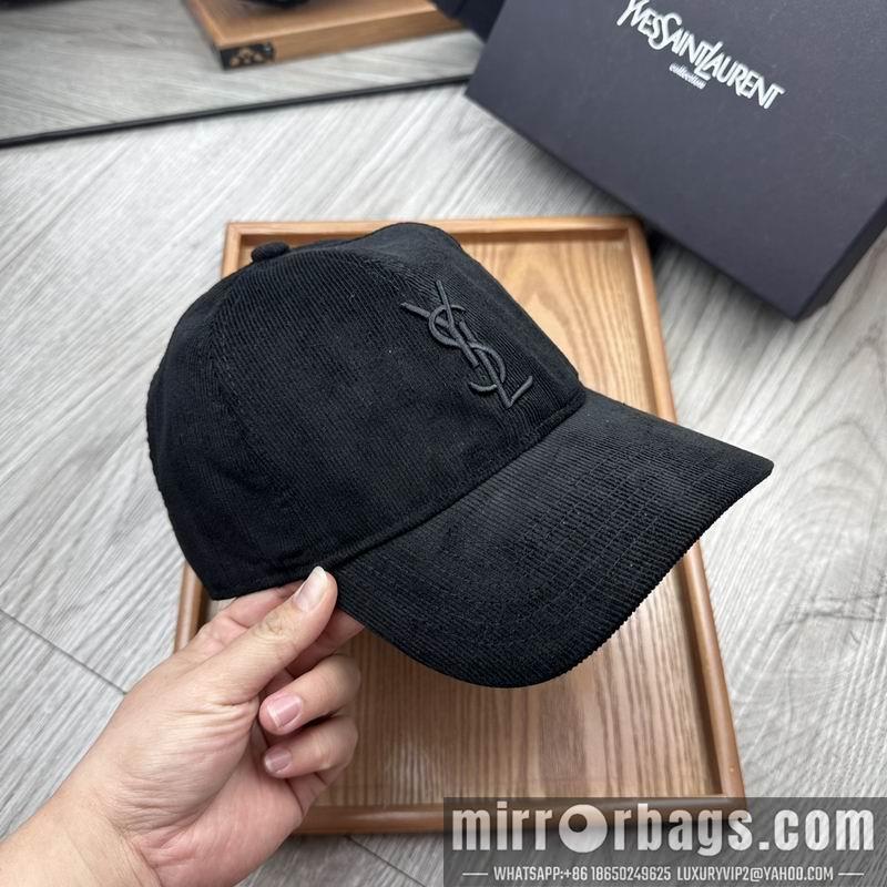 Replica YSL Hat dx29