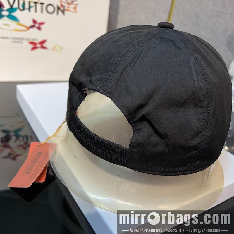 Replica Loro Paina Hat dx01