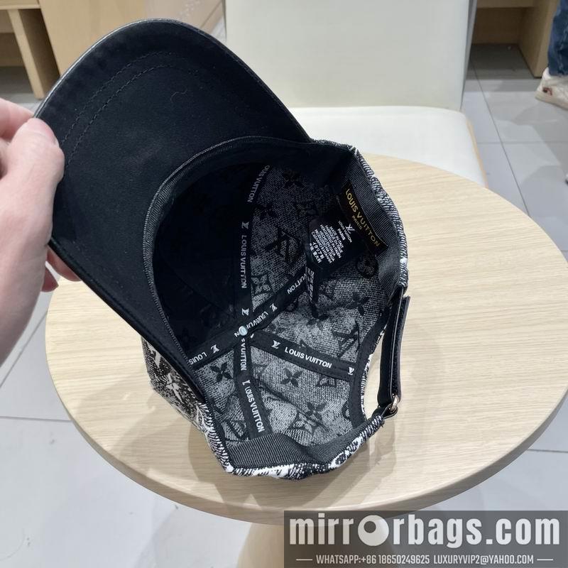 Replica LV Hat 040202