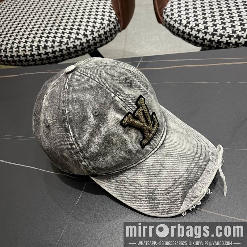 Replica LV Hat 042707