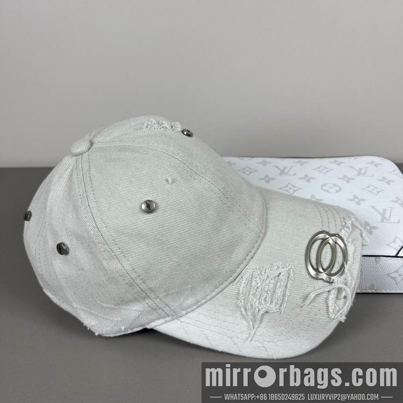 Replica Balenciaga Hat dx40