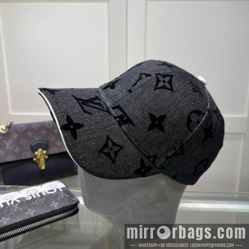 Replica LV Hat 042807