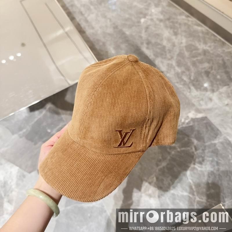 Replica LV Hat 082603