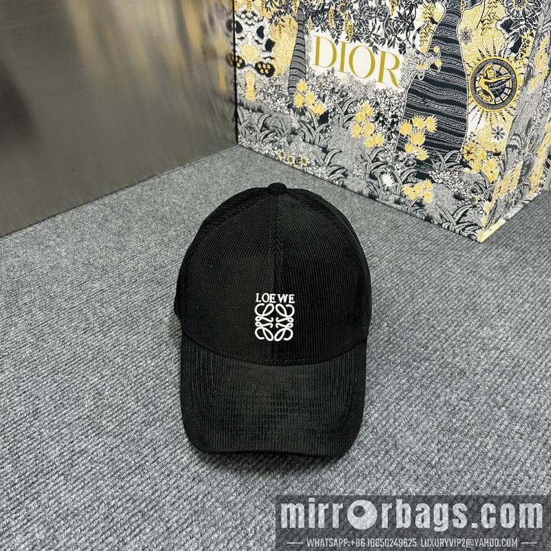 Replica Loewe Hat dx31