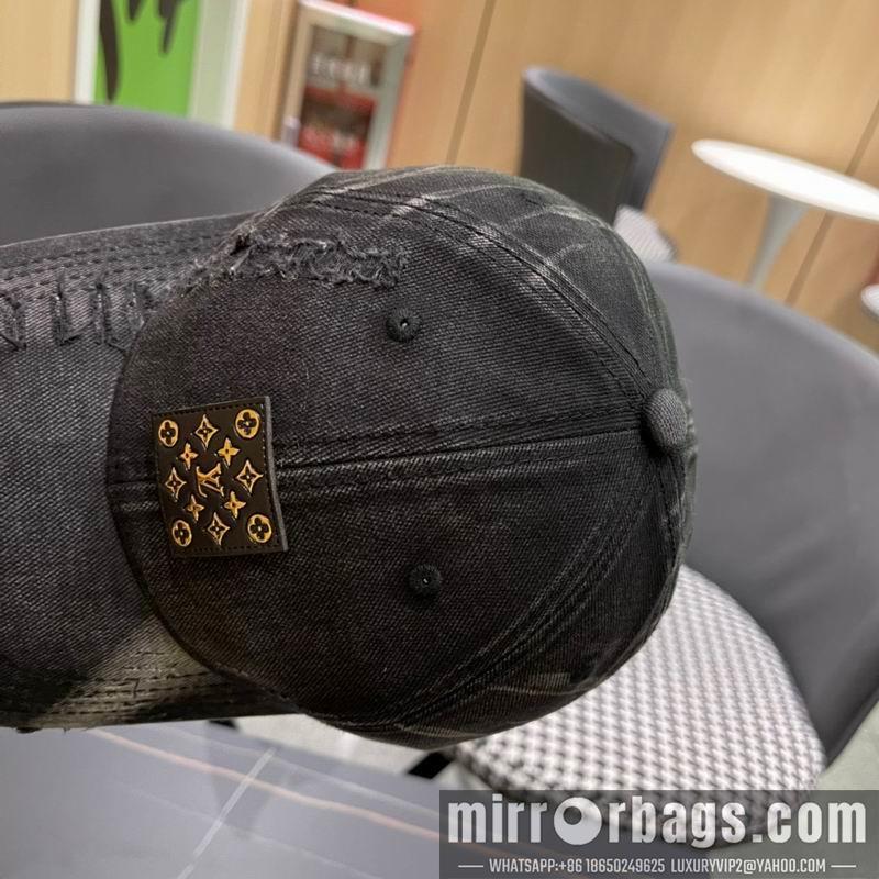 Replica LV Hat 092701