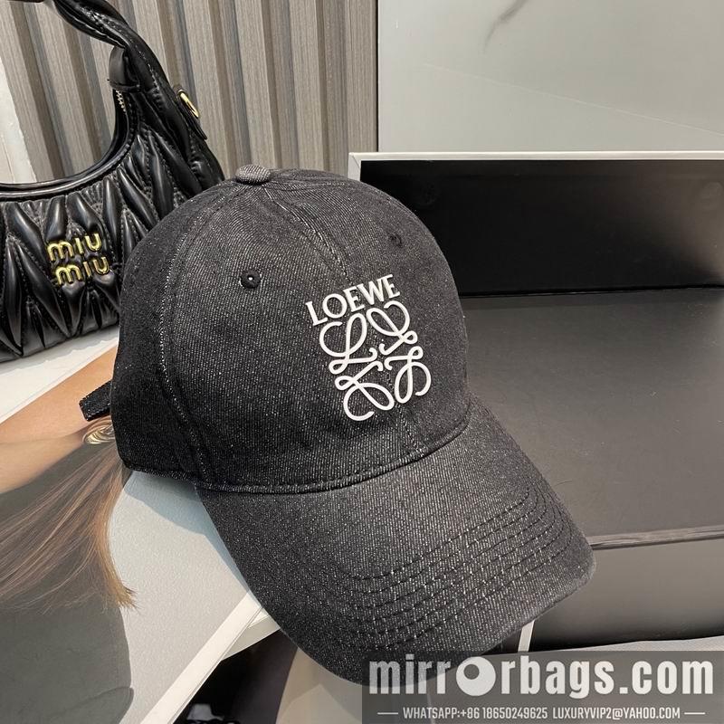 Replica Loewe Hat dx55