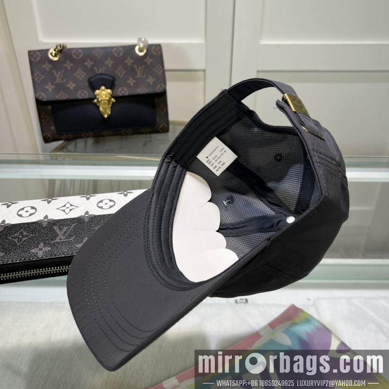 Replica Descente Hat dx05