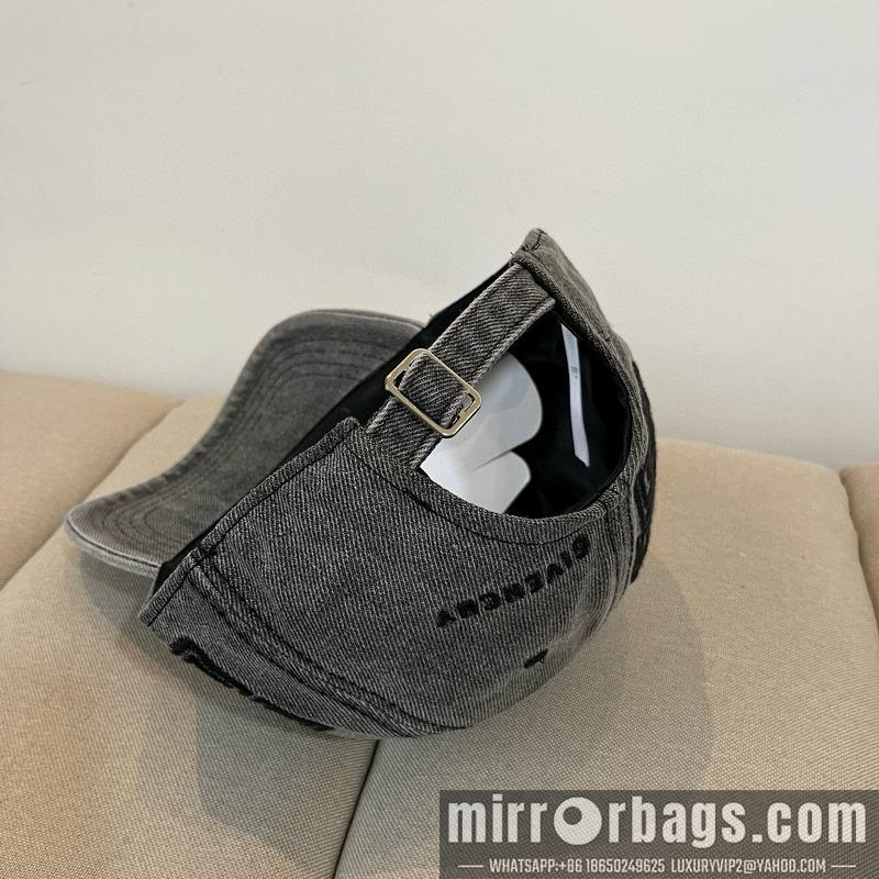 Replica Givenchy Hat dx10
