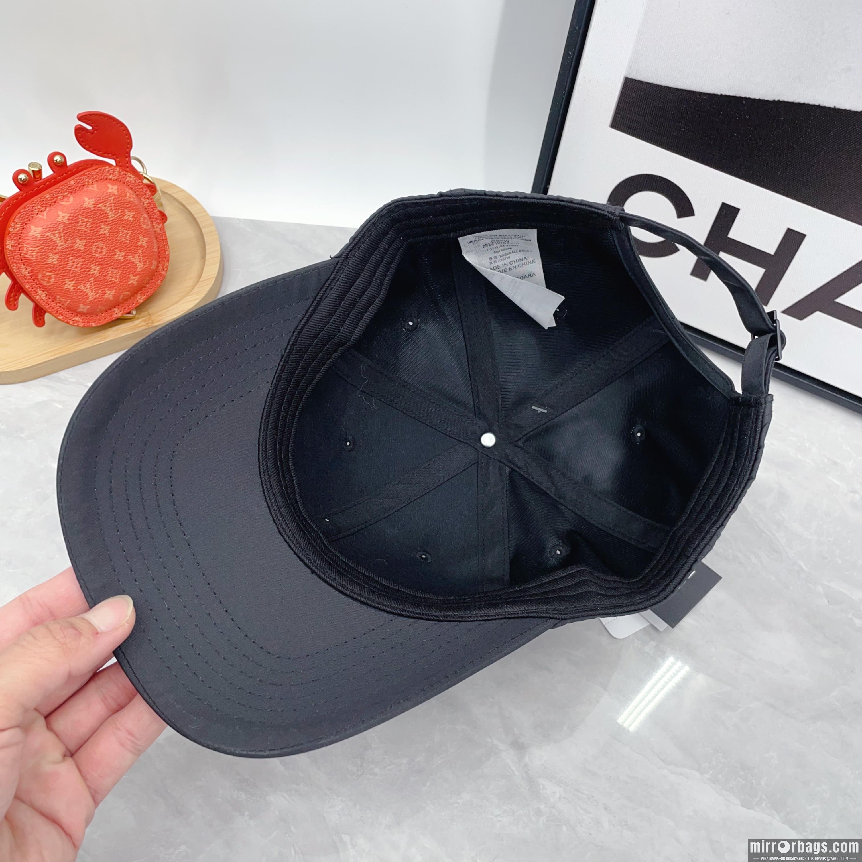 Replica Adidas Hat dx03