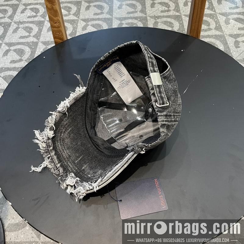 Replica LV Hat 042811