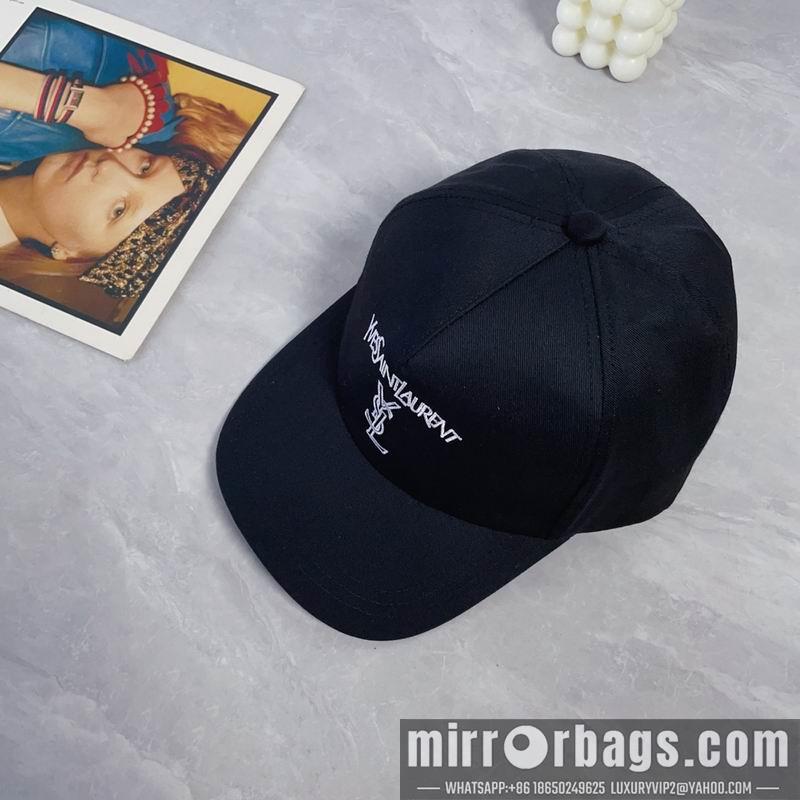 Replica YSL Hat dx18