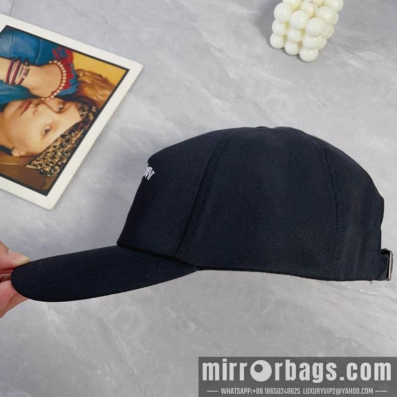 Replica YSL Hat dx18