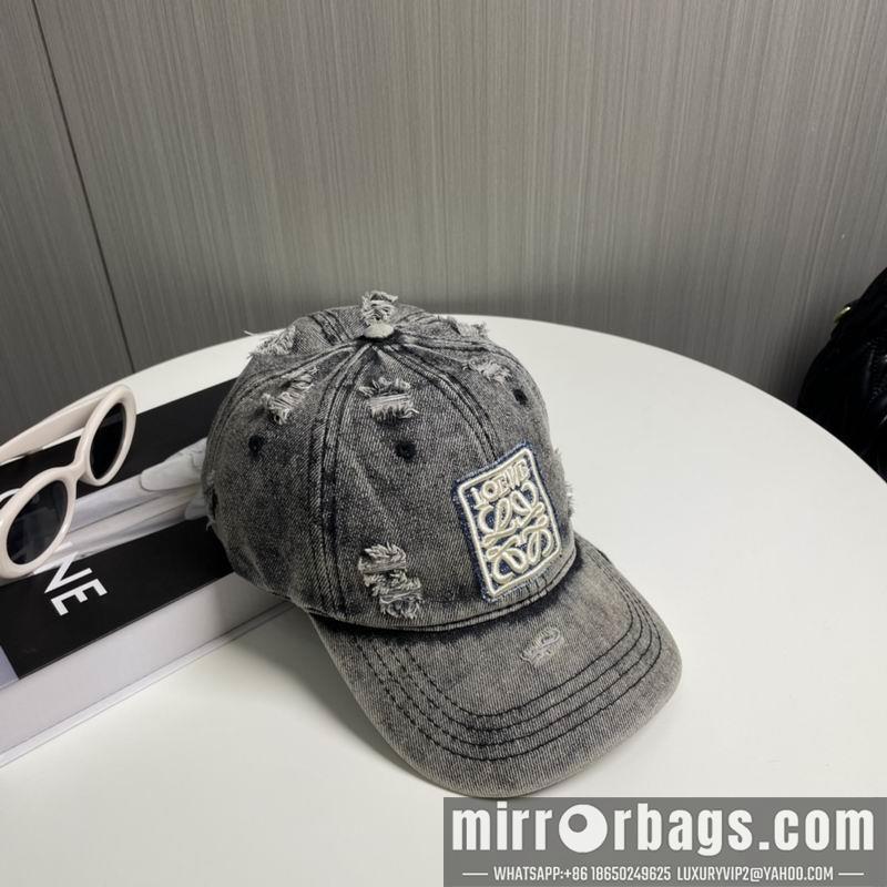 Replica Loewe Hat dx50