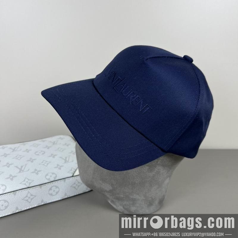 Replica YSL Hat dx37