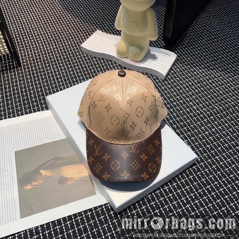 Replica LV Hat 042603