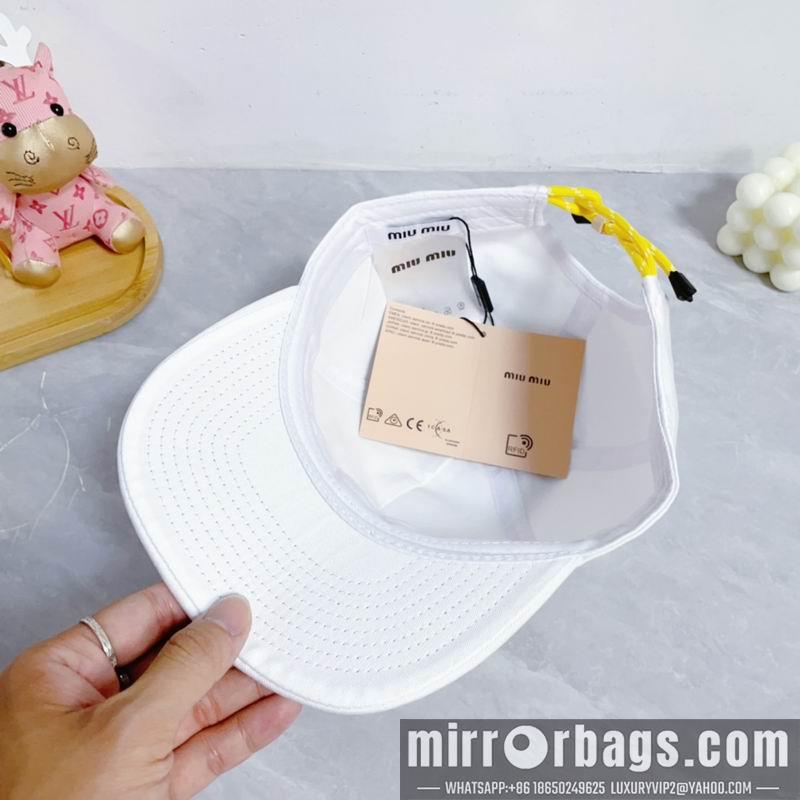 Replica Miumiu Hat dx30