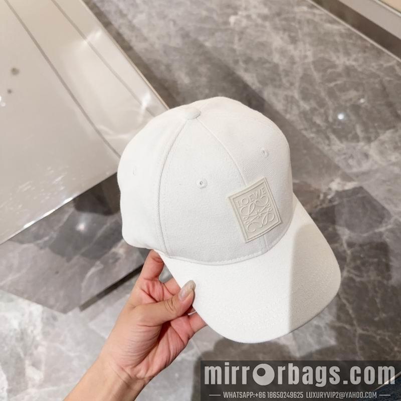 Replica Loewe Hat dx19