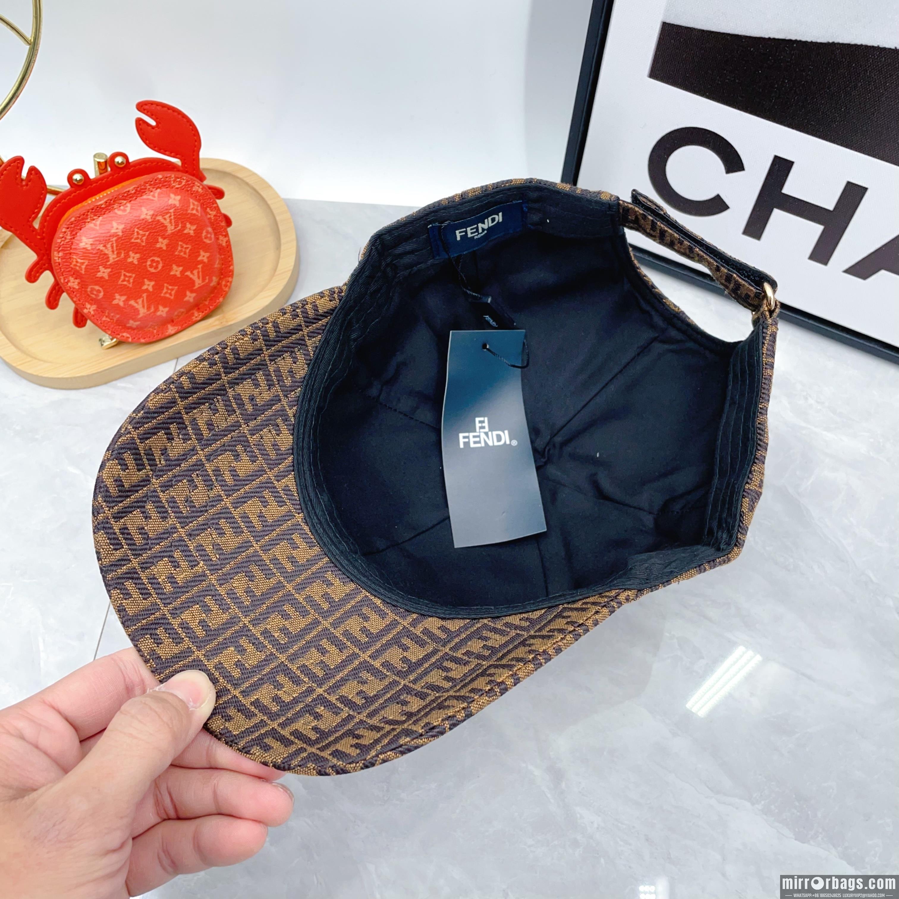 Replica Fendi Hat dx64