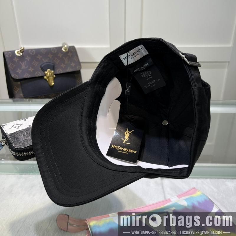 Replica YSL Hat dx15