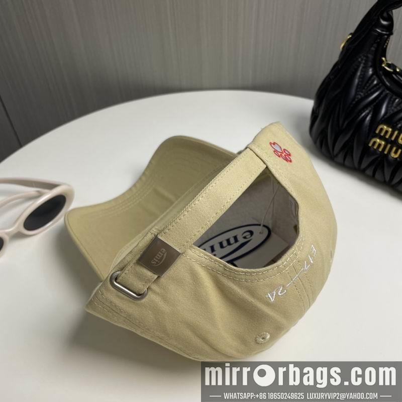 Replica Emis Hat 121401