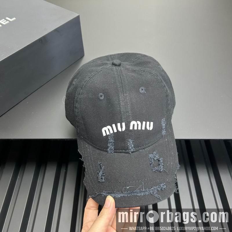 Replica Miumiu Hat dx06