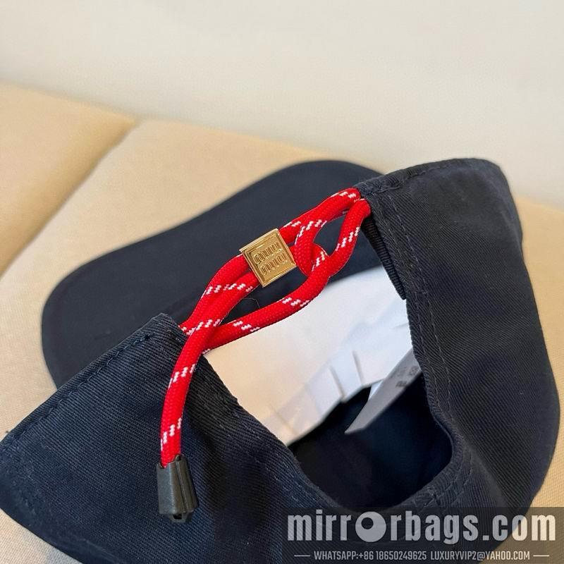 Replica Miumiu Hat dx32