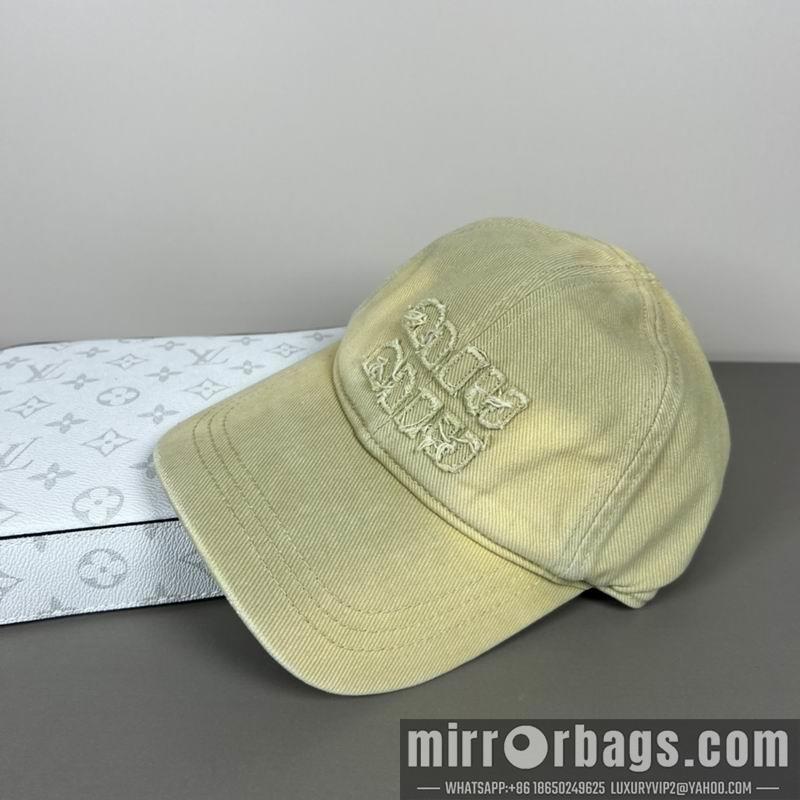 Replica Miumiu Hat dx19
