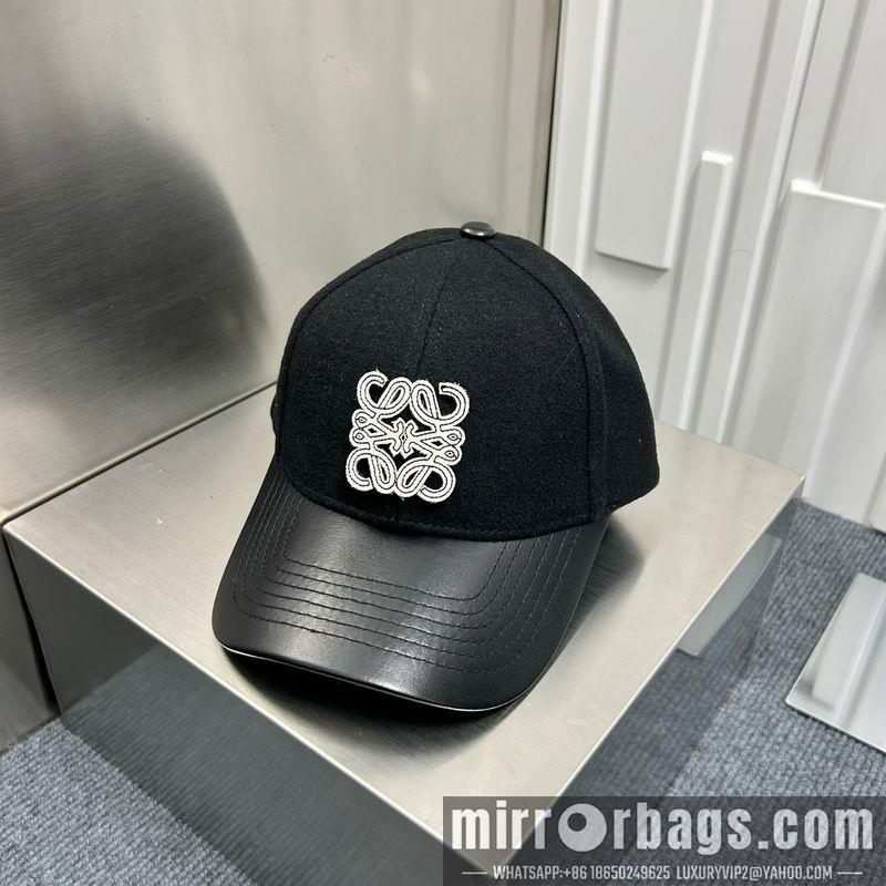 Replica Loewe Hat dx35