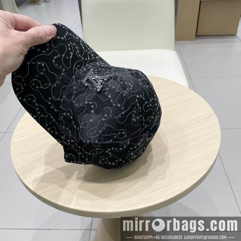 Replica LV Hat 041402