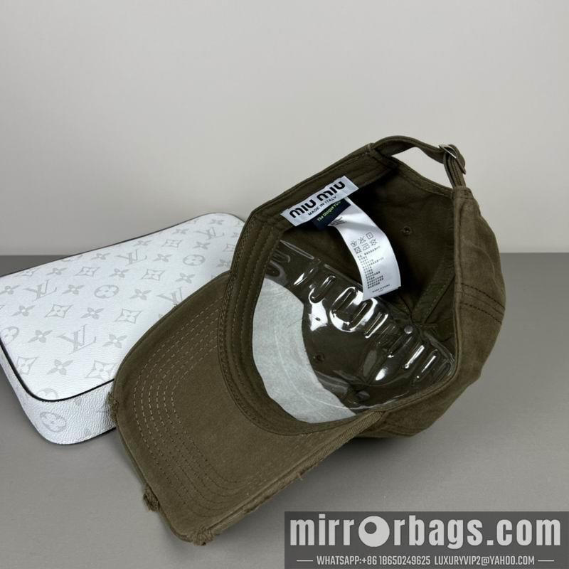 Replica Miumiu Hat dx44