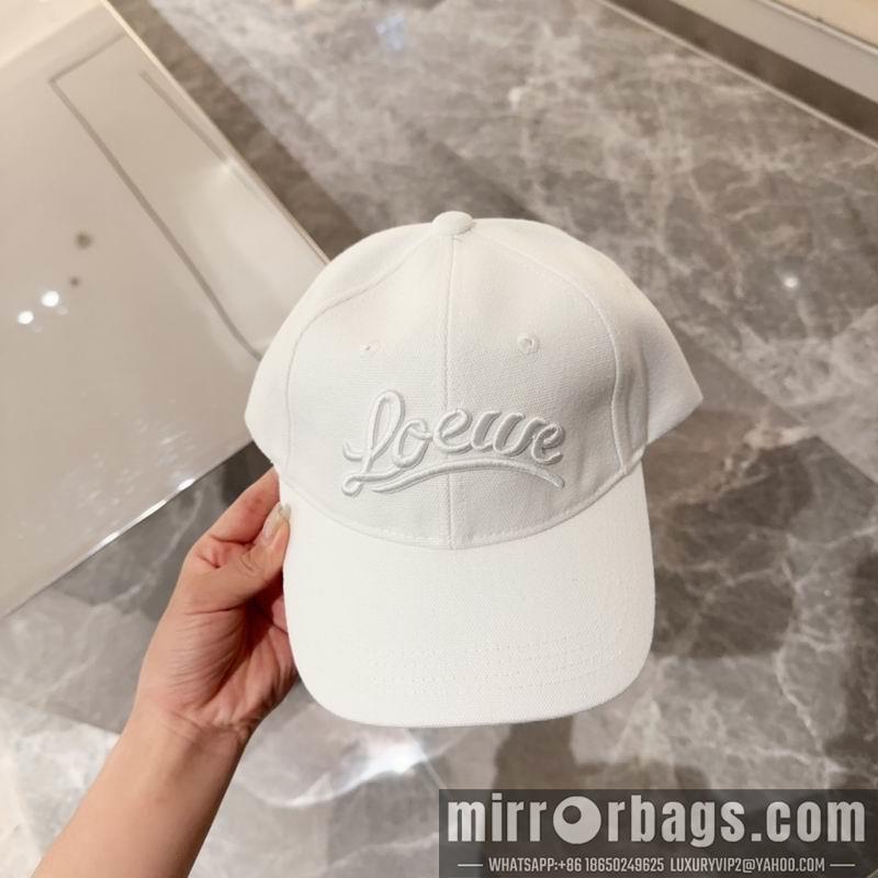 Replica Loewe Hat dx22