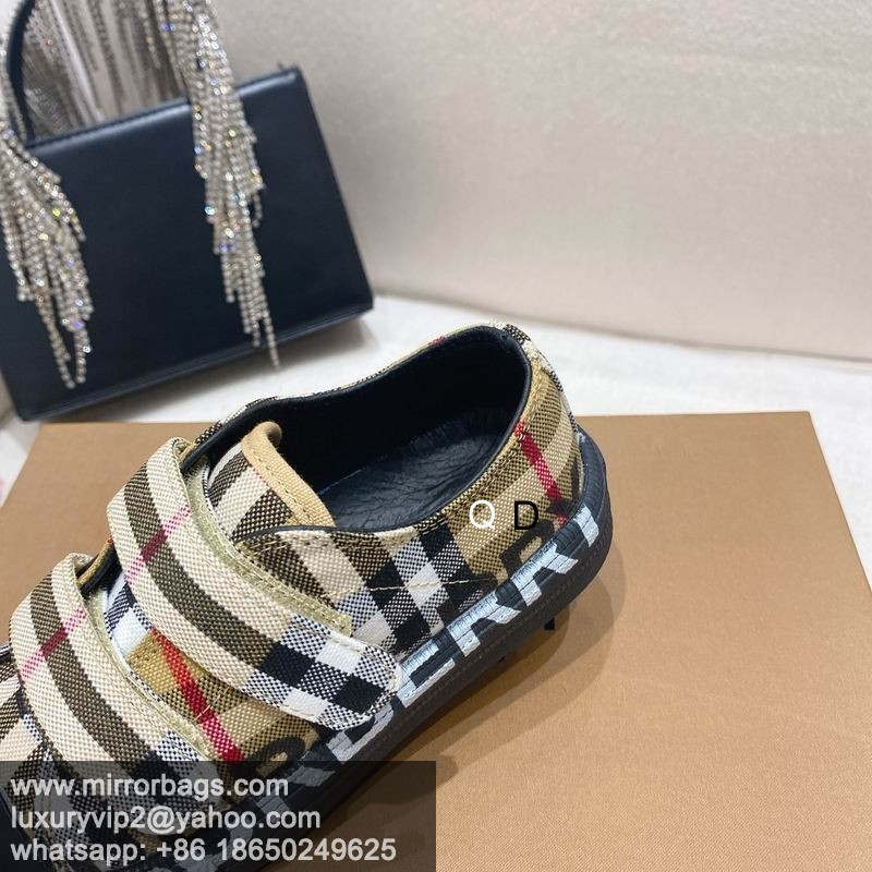 Replica Burbrerry sz21-28CX425