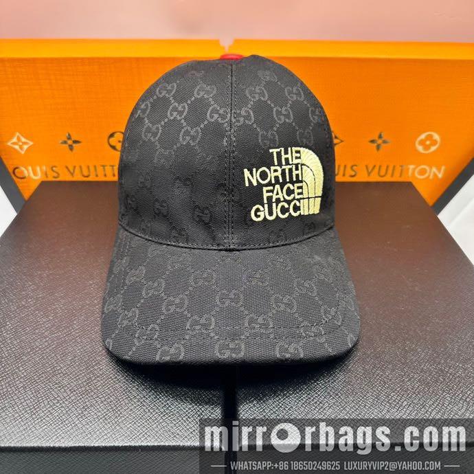 Replica Dior x The North Face Hat dxn11